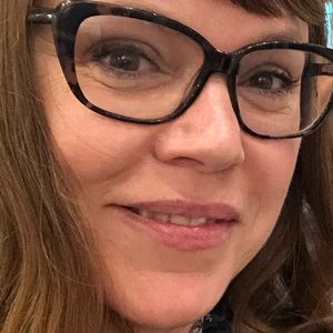 Meet your Posher, Justine